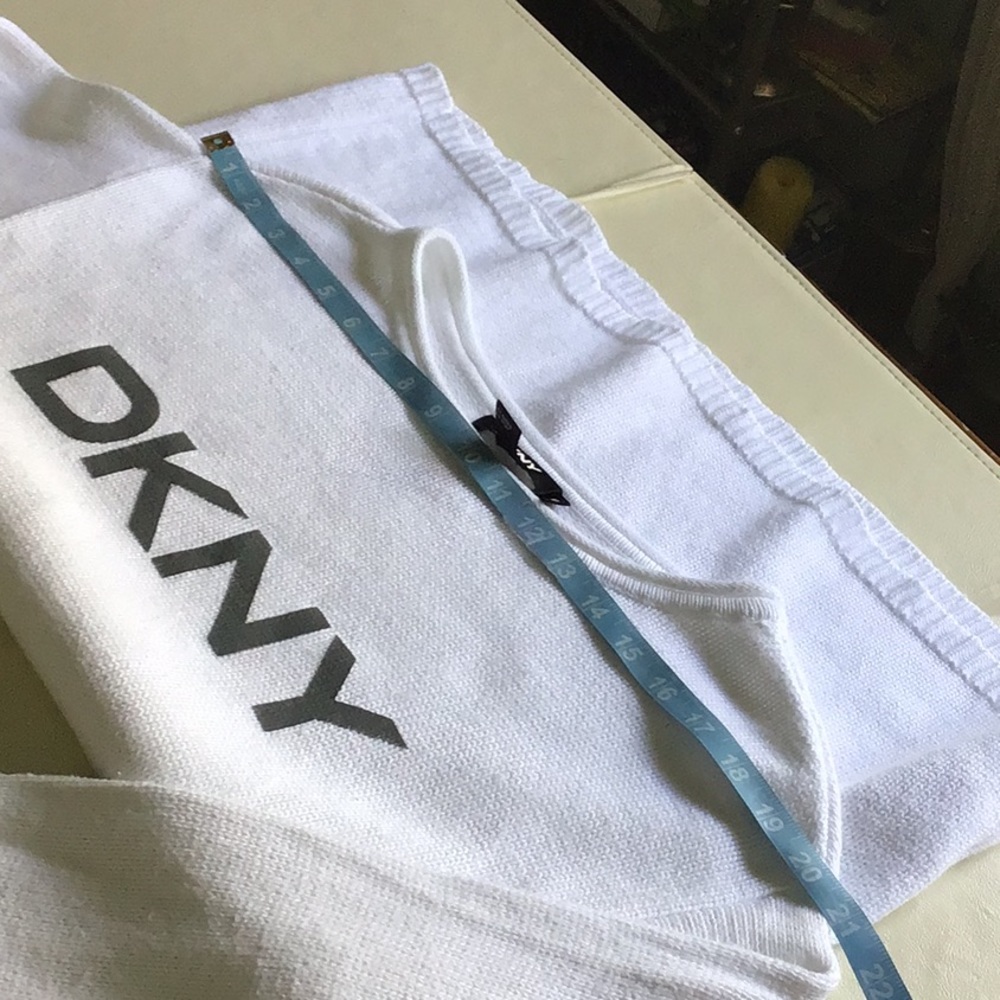 #Dkny Sweater - image 5